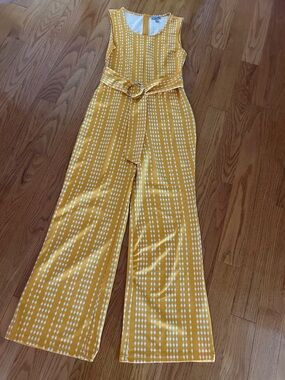 J for Justify Yellow Patterned Sleeveless Wide-Leg Jumpsuit with Belt